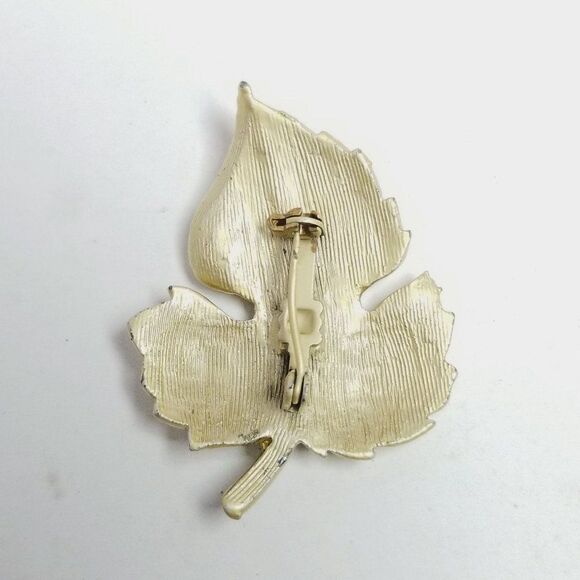 Vintage Gold Tone Leaf Brooch with Rhinestone Stem, Retro Sparkle, Estate - Picture 4 of 7